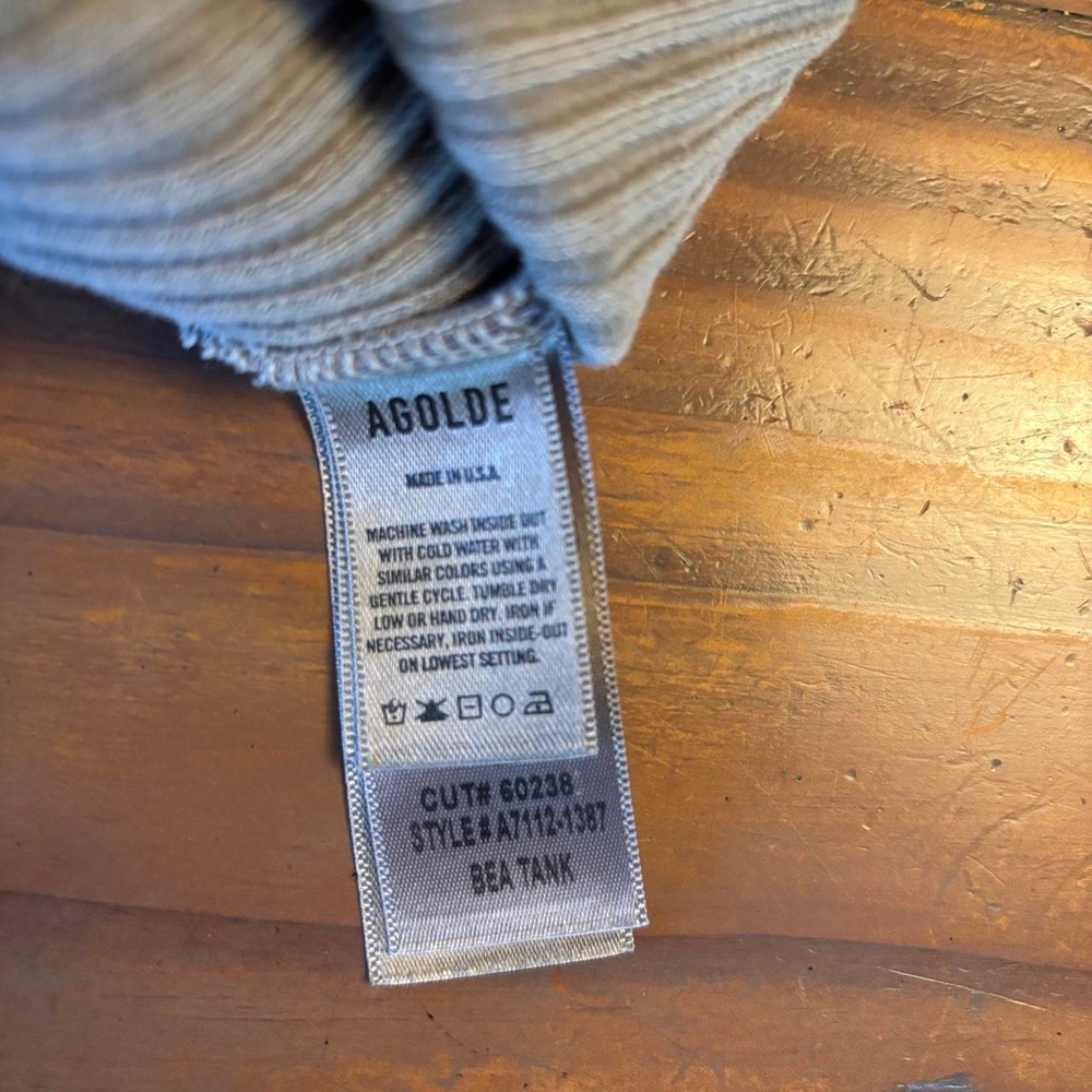 Agoldie Ribbed Grey Tank - Picture 4 of 4
